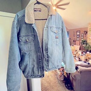 Vintage Guess Men’s Sherpa Jacket